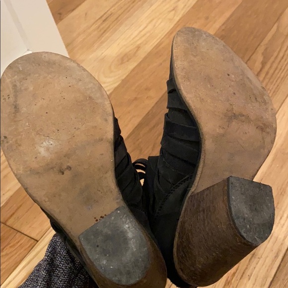 Free people “hybrid” booties - Picture 3 of 3